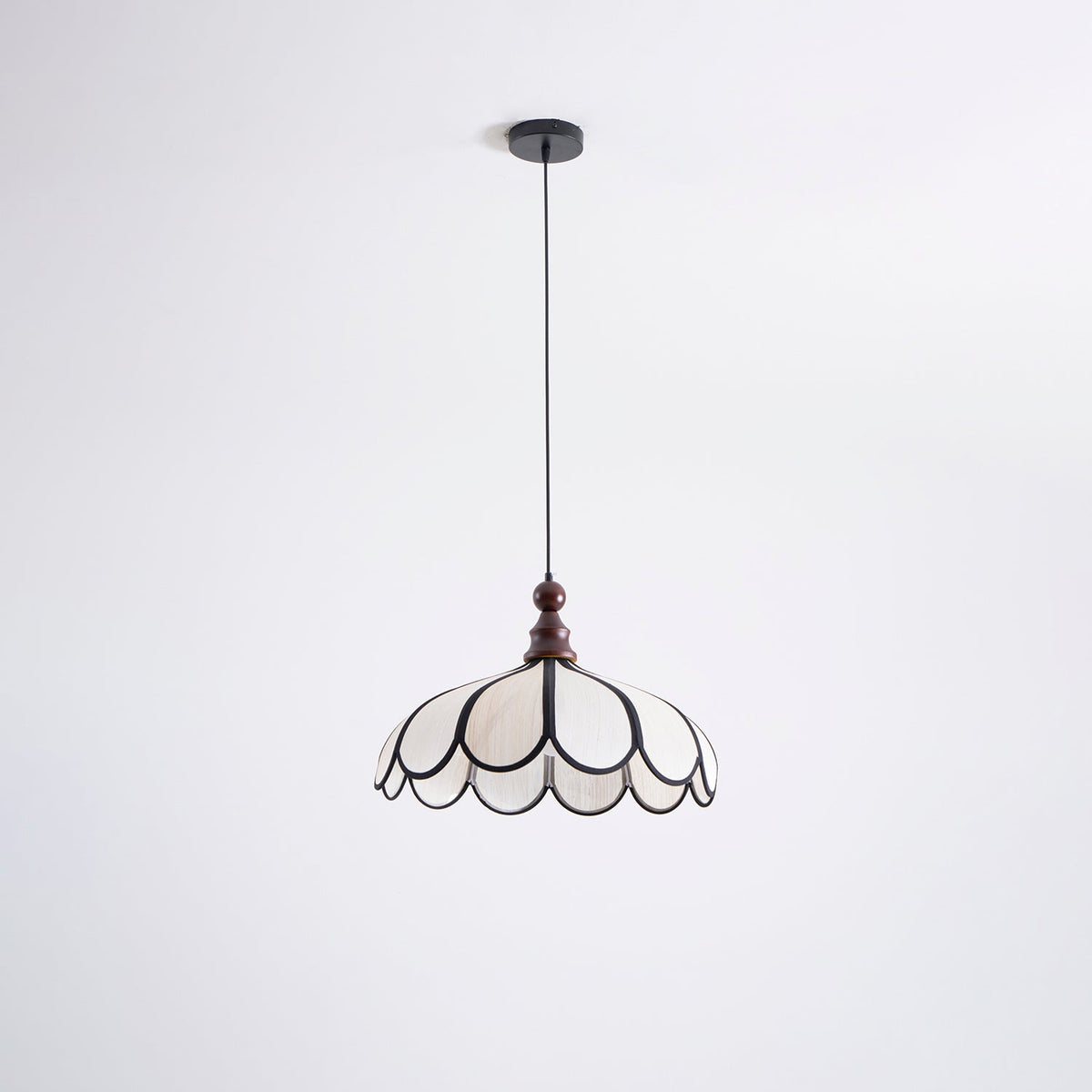 Bellerin Abaca Pendant
