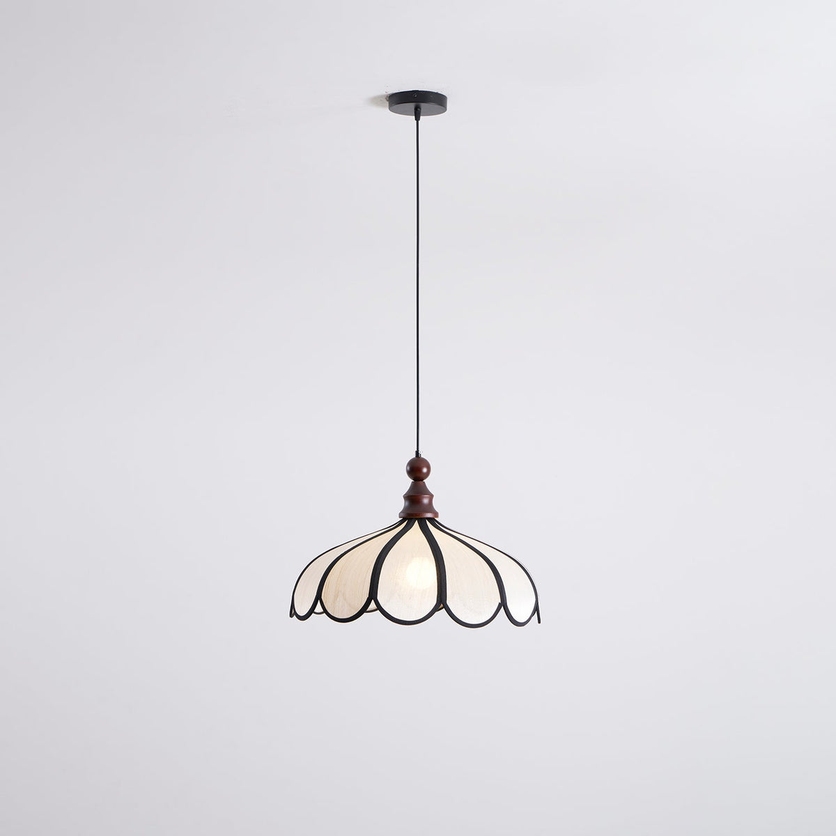 Bellerin Abaca Pendant