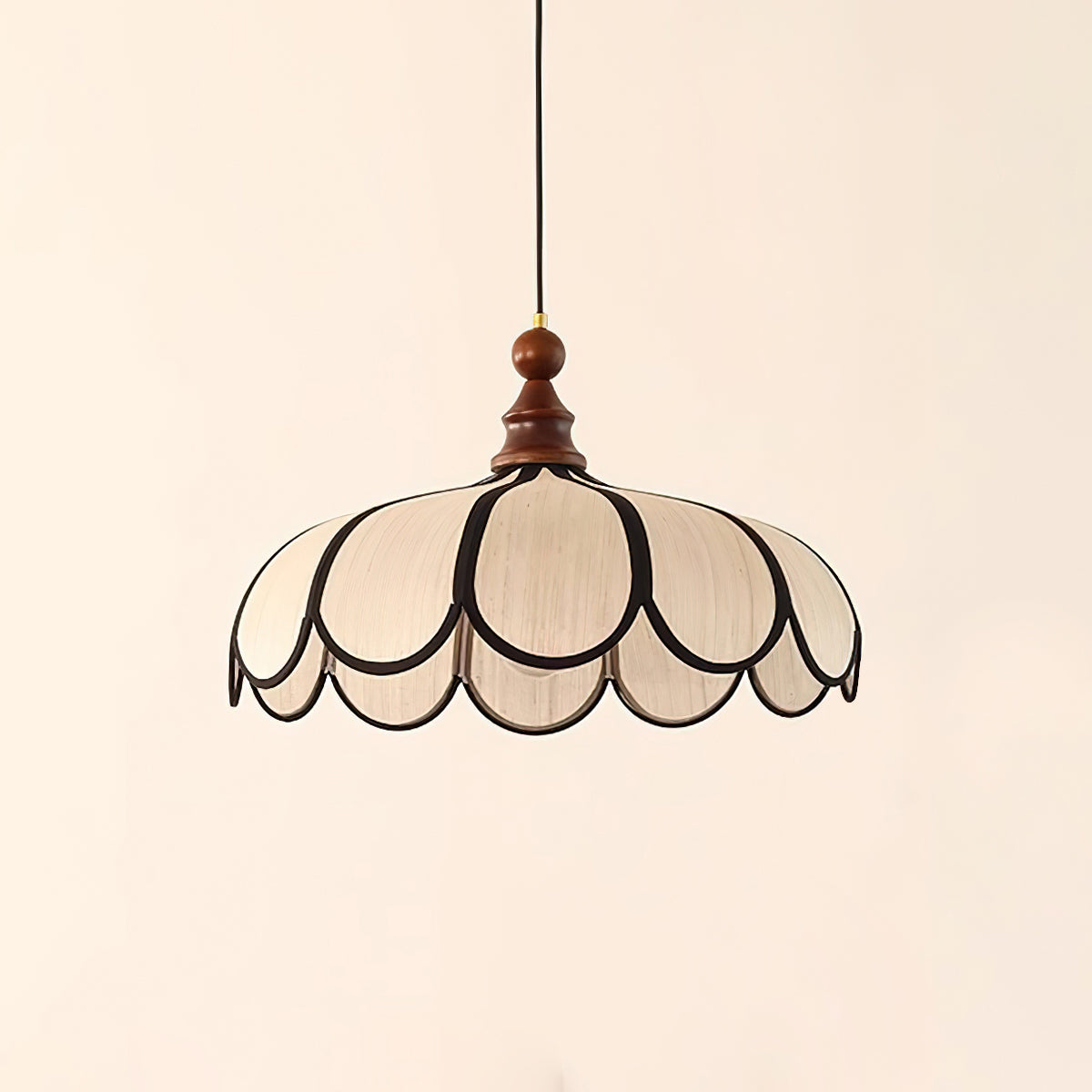 Bellerin Abaca Pendant