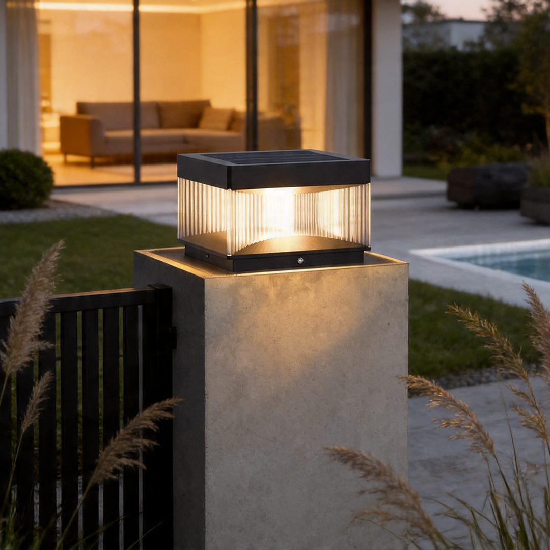 Pillar Lights Outdoor Solar Waterproof Villa Garden Gate Light