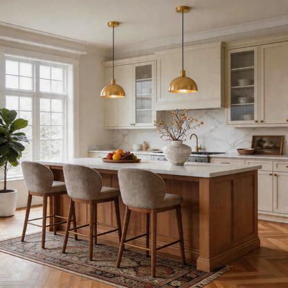 Chic Brass Pendant Light